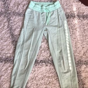 Lululemon Mint Green Jogger Sweats Size 4